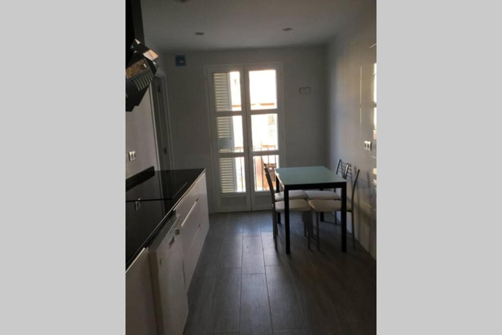 شقة Duplex Muy Cerca De La Playa Y Del Centro طريفة المظهر الخارجي الصورة